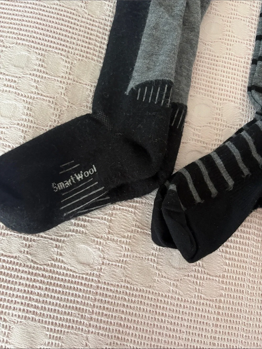 3 pairs smartwool socks